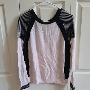 American Eagle Outfitters Black and White Knit Top